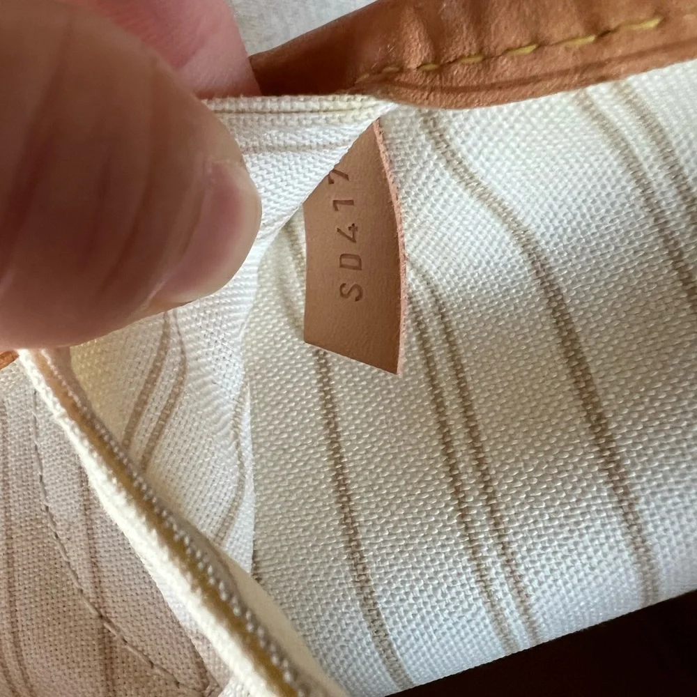 Louis Vuitton Damier Azur Tote with Vachetta Trim - Picture 9 of 16